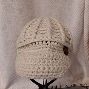 Scala Handmade Acrylic Cream Knit Baseball Cap With Button Accents